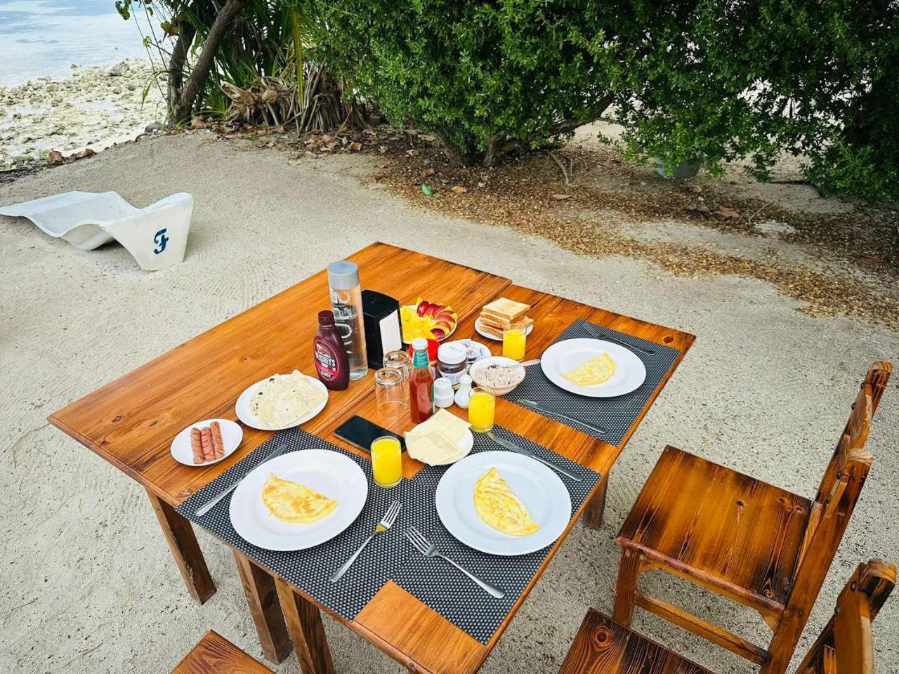 דיפושי The Sunset Villa מראה חיצוני תמונה